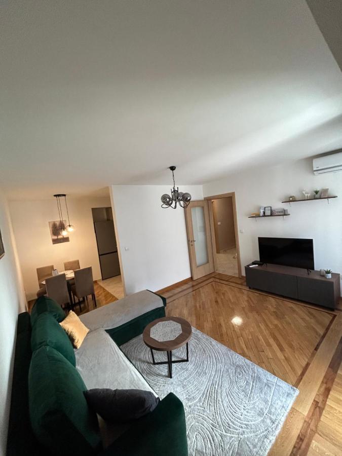 Vert Apartment บันยาลูกา ภายนอก รูปภาพ